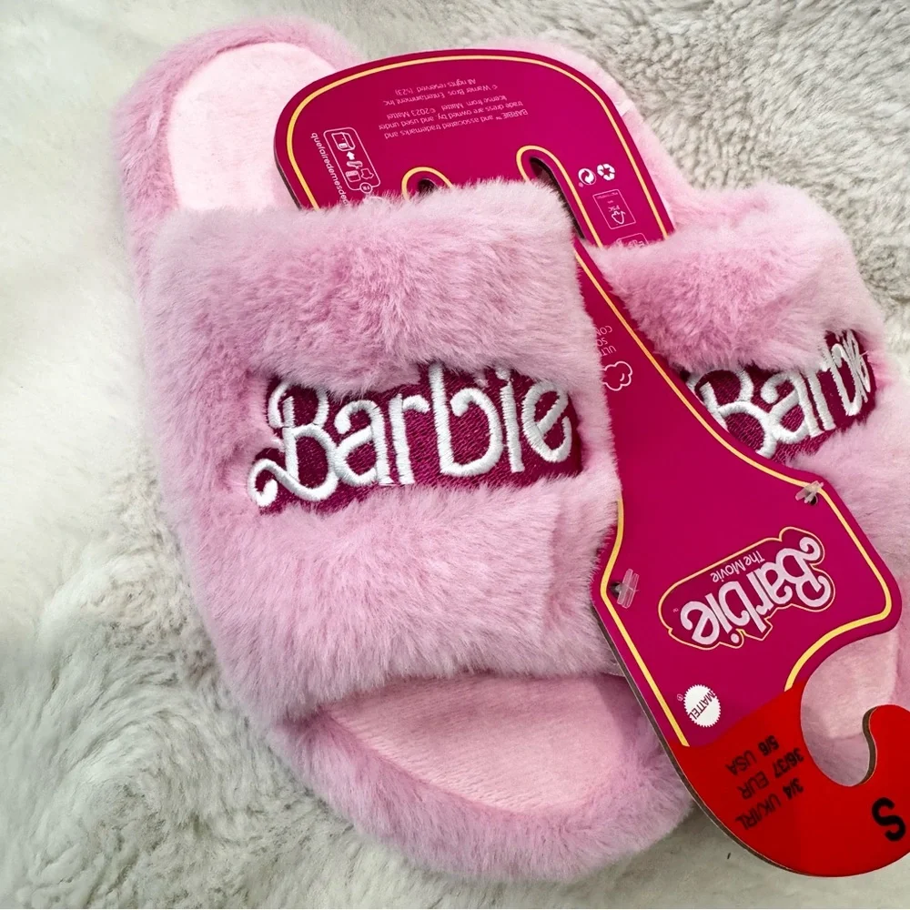 *NEW* Barbie Pink Slippers Size S (5/6) - Picture 5 of 13